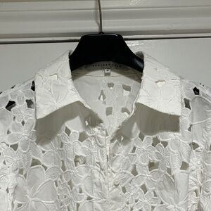 Endless Rose White Floral Lace Blouse